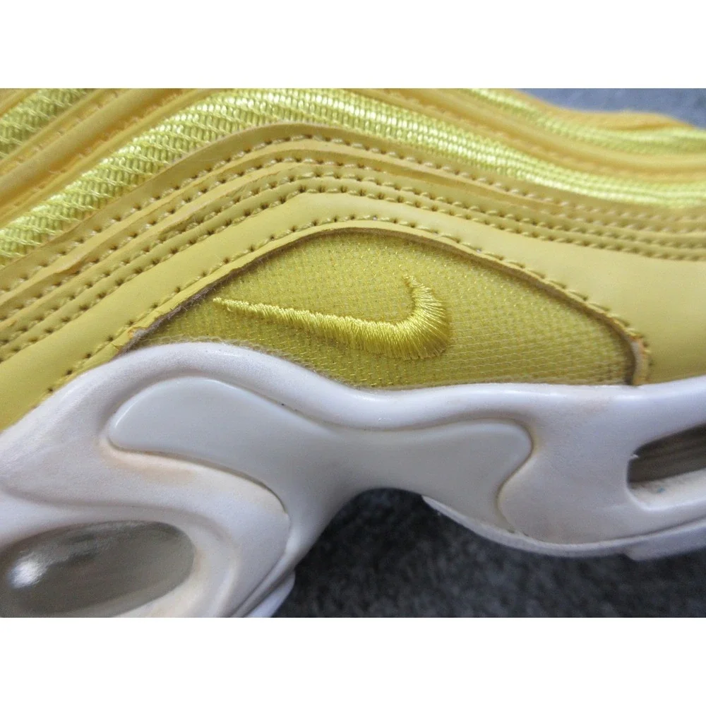 Nike Air Max Plus Shoes Womens Size 6.5 Running Athletic AJ1986-200 Sneakers‎